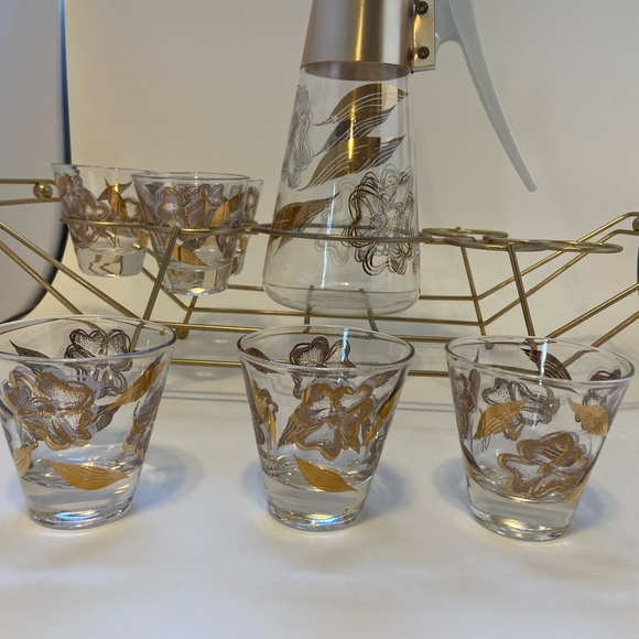 MCM Cocktail Pitcher and glasses with gold serving tray - Picture 6 of 11